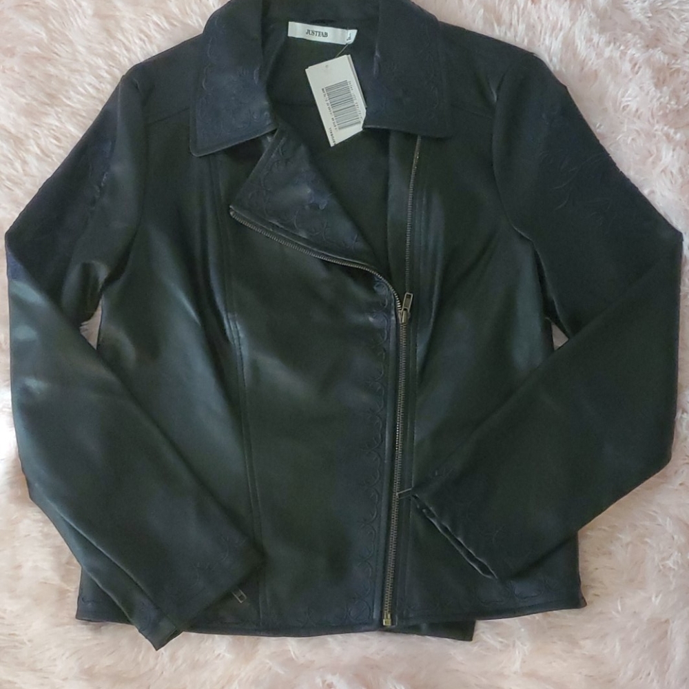 🟣 3/$25 NWT Embroiled faux leather jacket